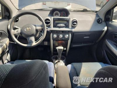 Zdjęcie 8 z 12 samochodu: 2006 SCION XA BASE VIN:JTKKT624X65011465 - miniatura