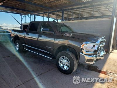 Czwarte zdjęcie samochodu z boku: 2020 RAM 2500 TRADESMAN VIN:3C6UR5CL8LG284785 - miniatura