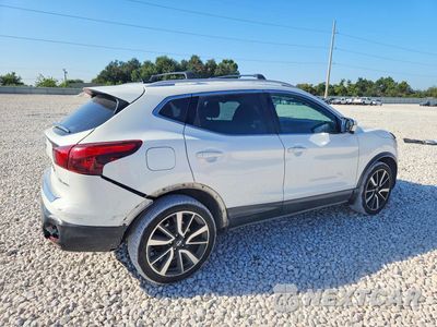 Trzecie zdjęcie samochodu z tyłu: 2017 NISSAN ROGUE SPORT SL VIN:JN1BJ1CR2HW102725 - miniatura