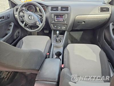 Zdjęcie 8 z 12 samochodu: 2017 VOLKSWAGEN JETTA S VIN:3VW2B7AJ7HM405300 - miniatura