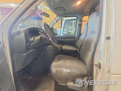 Zdjęcie 7 z 13 samochodu: 2003 FORD ECONOLINE E250 VAN VIN:1FTNE24W33HB50336 - miniatura
