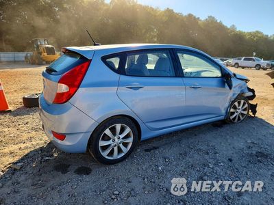 Trzecie zdjęcie samochodu z tyłu: 2013 HYUNDAI ACCENT SE VIN:KMHCU5AE5DU104955 - miniatura