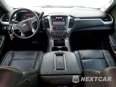 Zdjęcie 8 z 14 samochodu: 2019 CHEVROLET SUBURBAN K1500 LT VIN:1GNSKHKC3KR228511 - miniatura