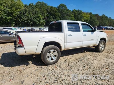 Trzecie zdjęcie samochodu z tyłu: 2013 TOYOTA TACOMA DOUBLE CAB PRERUNNER VIN:5TFJU4GNXDX034347 - miniatura
