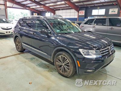 Czwarte zdjęcie samochodu z boku: 2019 VOLKSWAGEN TIGUAN SE VIN:3VV2B7AX9KM163741 - miniatura