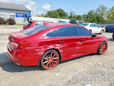 Trzecie zdjęcie samochodu z tyłu: 2018 HONDA ACCORD SPORT VIN:1HGCV1F37JA135558 - miniatura