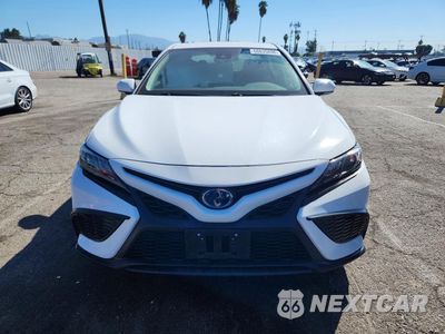 Piąte zdjęcie samochodu w środku: 2023 TOYOTA CAMRY HYBRID SE VIN:4T1G31AK1PU601945 - miniatura