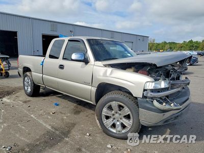 Czwarte zdjęcie samochodu z boku: 2001 CHEVROLET SILVERADO K1500 VIN:1GCEK19T91E211530 - miniatura