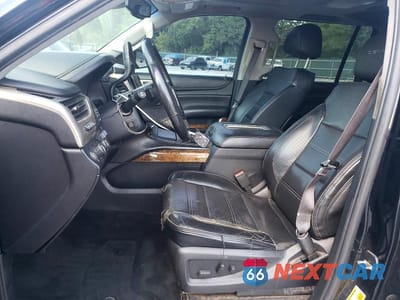 Zdjęcie 7 z 13 samochodu: 2015 GMC YUKON XL DENALI VIN:1GKS2JKJ2FR126979 - miniatura