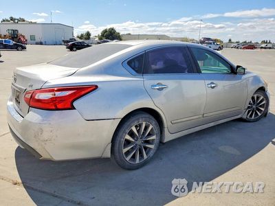 Trzecie zdjęcie samochodu z tyłu: 2016 NISSAN ALTIMA 2.5 SV VIN:1N4AL3AP0GC186100 - miniatura