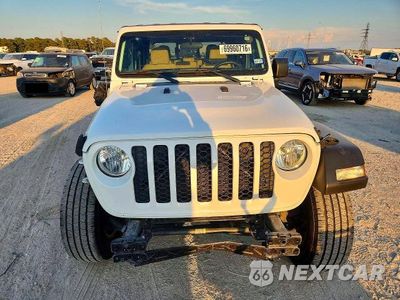 Piąte zdjęcie samochodu w środku: 2020 JEEP GLADIATOR SPORT VIN:1C6HJTAG3LL115649 - miniatura