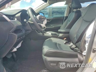 Zdjęcie 7 z 14 samochodu: 2024 TOYOTA RAV4 XLE PREMIUM VIN:2T3A1RFV5RW466461 - miniatura
