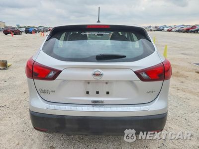 Zdjęcie 6 z 12 samochodu: 2017 NISSAN ROGUE SPORT S VIN:JN1BJ1CRXHW140882 - miniatura