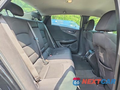 Zdjęcie 10 z 12 samochodu: 2023 CHEVROLET MALIBU LT VIN:1G1ZD5ST7PF201362 - miniatura