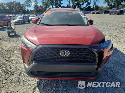 Piąte zdjęcie samochodu w środku: 2022 TOYOTA COROLLA CROSS LE VIN:7MUCAAAG1NV030243 - miniatura