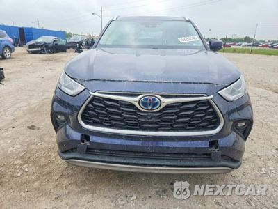 Piąte zdjęcie samochodu w środku: 2022 TOYOTA HIGHLANDER HYBRID PLATINUM VIN:5TDEBRCH2NS084204 - miniatura