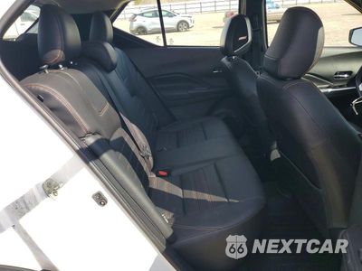 Zdjęcie 10 z 12 samochodu: 2020 NISSAN KICKS SR VIN:3N1CP5DV7LL521397 - miniatura