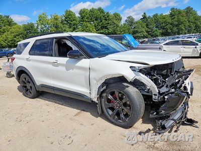 Czwarte zdjęcie samochodu z boku: 2022 FORD EXPLORER ST VIN:1FM5K8GC7NGA97349 - miniatura