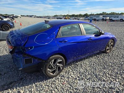 Trzecie zdjęcie samochodu z tyłu: 2025 HYUNDAI ELANTRA SEL SPORT VIN:KMHLM4DG9SU076212 - miniatura