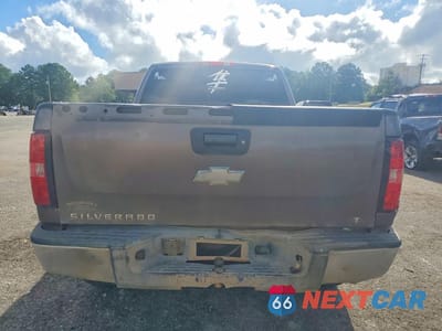Zdjęcie 6 z 12 samochodu: 2007 CHEVROLET SILVERADO K1500 VIN:2GCEK19C871666847 - miniatura