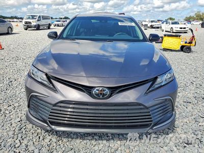 Piąte zdjęcie samochodu w środku: 2024 TOYOTA CAMRY LE VIN:4T1C11AK2RU212612 - miniatura