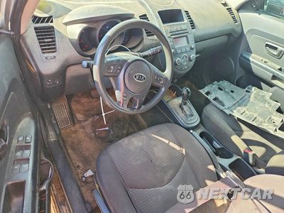 Zdjęcie 8 z 13 samochodu: 2012 KIA SOUL BASE VIN:KNDJT2A51C7464394 - miniatura
