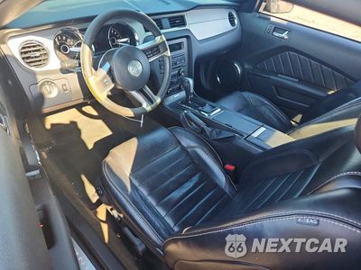 Zdjęcie 8 z 12 samochodu: 2014 FORD MUSTANG VIN:1ZVBP8AM2E5220848 - miniatura