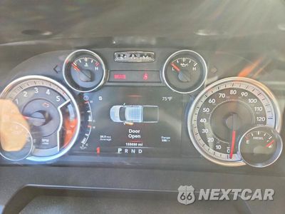 Zdjęcie 9 z 12 samochodu: 2014 RAM 1500 LARAMIE VIN:1C6RR7JMXES476623 - miniatura