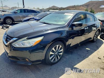 2017 NISSAN ALTIMA 2.5 SV 1N4AL3AP8HC204845 - główne zdjęcie licytacji z USA - miniatura