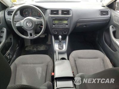 Zdjęcie 8 z 12 samochodu: 2013 VOLKSWAGEN JETTA BASE VIN:3VW2K7AJ0DM428752 - miniatura