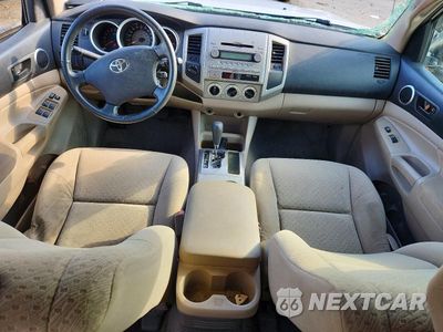 Zdjęcie 8 z 13 samochodu: 2006 TOYOTA TACOMA V6 VIN:5TELU42N76Z296628 - miniatura