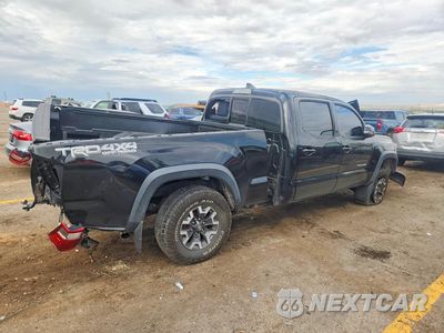 Trzecie zdjęcie samochodu z tyłu: 2016 TOYOTA TACOMA TRD OFF-ROAD VIN:3TMDZ5BN0GM001752 - miniatura