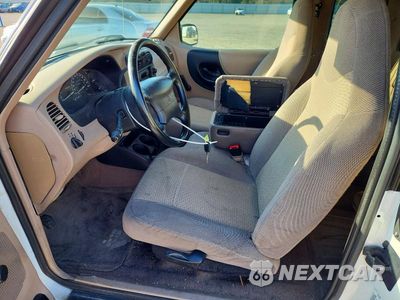 Zdjęcie 7 z 12 samochodu: 1999 MAZDA B3000 CAB PLUS VIN:4F4YR16V8XTM21949 - miniatura