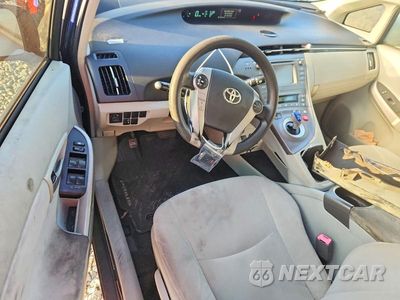 Zdjęcie 8 z 13 samochodu: 2012 TOYOTA PRIUS TWO VIN:JTDKN3DUXC1540818 - miniatura