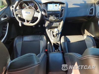 Zdjęcie 8 z 13 samochodu: 2017 FORD FOCUS ST VIN:1FADP3L90HL347823 - miniatura