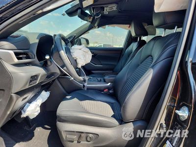 Zdjęcie 7 z 14 samochodu: 2025 TOYOTA HIGHLANDER XSE VIN:5TDKDRBH5SS582469 - miniatura