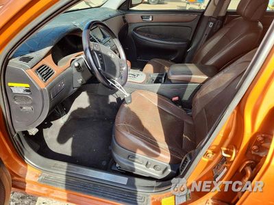 Zdjęcie 7 z 12 samochodu: 2011 HYUNDAI GENESIS 3.8L VIN:KMHGC4DE5BU145321 - miniatura