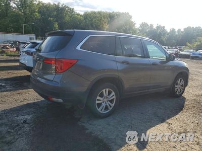 Trzecie zdjęcie samochodu z tyłu: 2016 HONDA PILOT LX VIN:5FNYF6H19GB022530 - miniatura