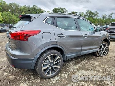 Trzecie zdjęcie samochodu z tyłu: 2017 NISSAN ROGUE SPORT SL VIN:JN1BJ1CR1HW106815 - miniatura
