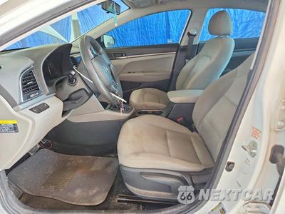 Zdjęcie 7 z 12 samochodu: 2017 HYUNDAI ELANTRA SE VIN:5NPD74LF8HH139666 - miniatura