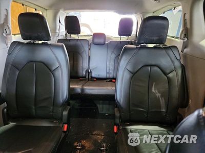 Zdjęcie 10 z 14 samochodu: 2017 CHRYSLER PACIFICA TOURING L VIN:2C4RC1BG0HR831854 - miniatura