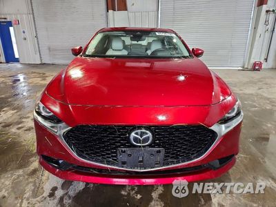 Piąte zdjęcie samochodu w środku: 2019 MAZDA 3 PREMIUM VIN:JM1BPBEM3K1117130 - miniatura