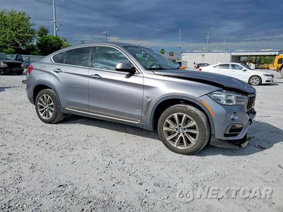 Czwarte zdjęcie samochodu z boku: 2015 BMW X6 XDRIVE50I VIN:5UXKU6C57F0F94135 - miniatura