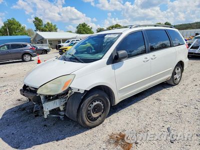 2004 TOYOTA SIENNA LE 8 PASSENGER 5TDZA23C24S032585 - główne zdjęcie licytacji z USA - miniatura