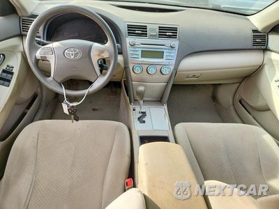 Zdjęcie 8 z 12 samochodu: 2007 TOYOTA CAMRY LE VIN:4T1BE46K17U722392 - miniatura