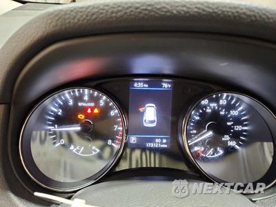 Zdjęcie 9 z 13 samochodu: 2018 NISSAN ROGUE SV VIN:5N1AT2MV3JC827483 - miniatura