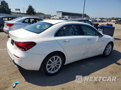Trzecie zdjęcie samochodu z tyłu: 2021 MERCEDES-BENZ A 220 VIN:W1K3G4EB1MJ280866 - miniatura