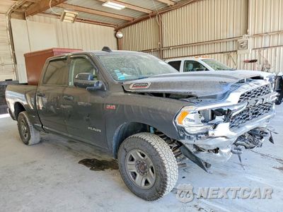 Czwarte zdjęcie samochodu z boku: 2019 RAM 2500 TRADESMAN VIN:3C6UR5CJ9KG685808 - miniatura