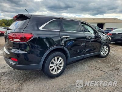 Trzecie zdjęcie samochodu z tyłu: 2019 KIA SORENTO LX VIN:5XYPGDA37KG552408 - miniatura