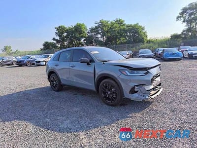 Trzecie zdjęcie samochodu z tyłu: 2026 HONDA HR-V SPORT VIN:3CZRZ2H53TM739206 - miniatura